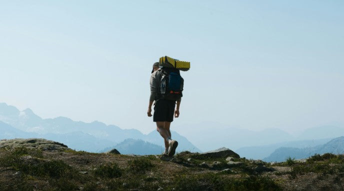 10 Essentials for Hiking: Everything You Need for Hiking Safety
