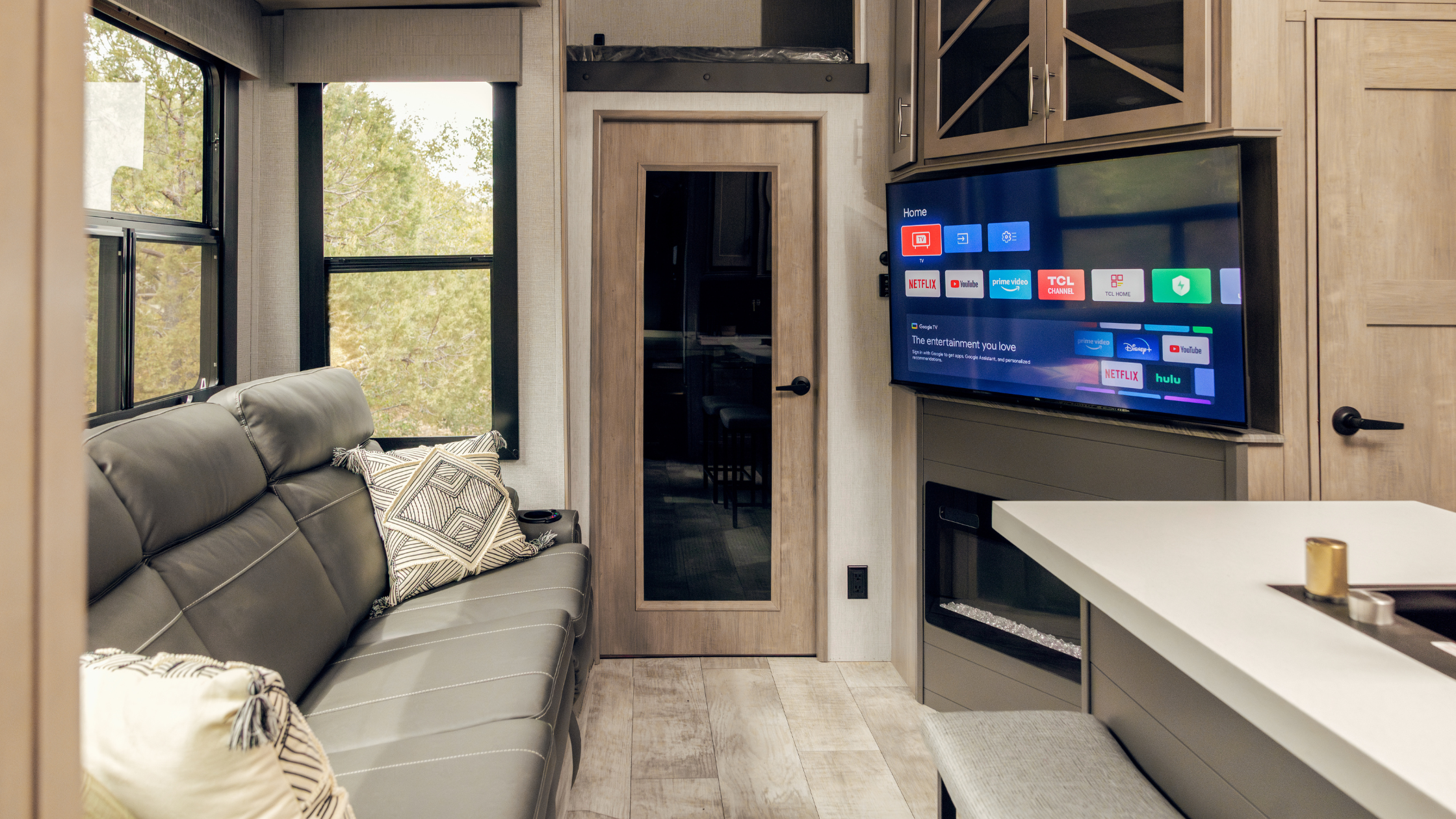 The Complete Guide to Full-Time RV Living: Costs, Logistics & Setup